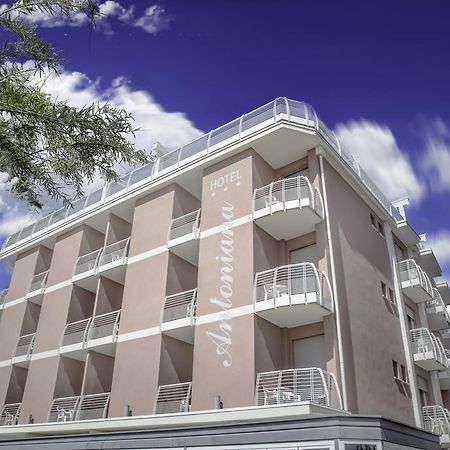 Hotel Antoniana Caorle Dış mekan fotoğraf