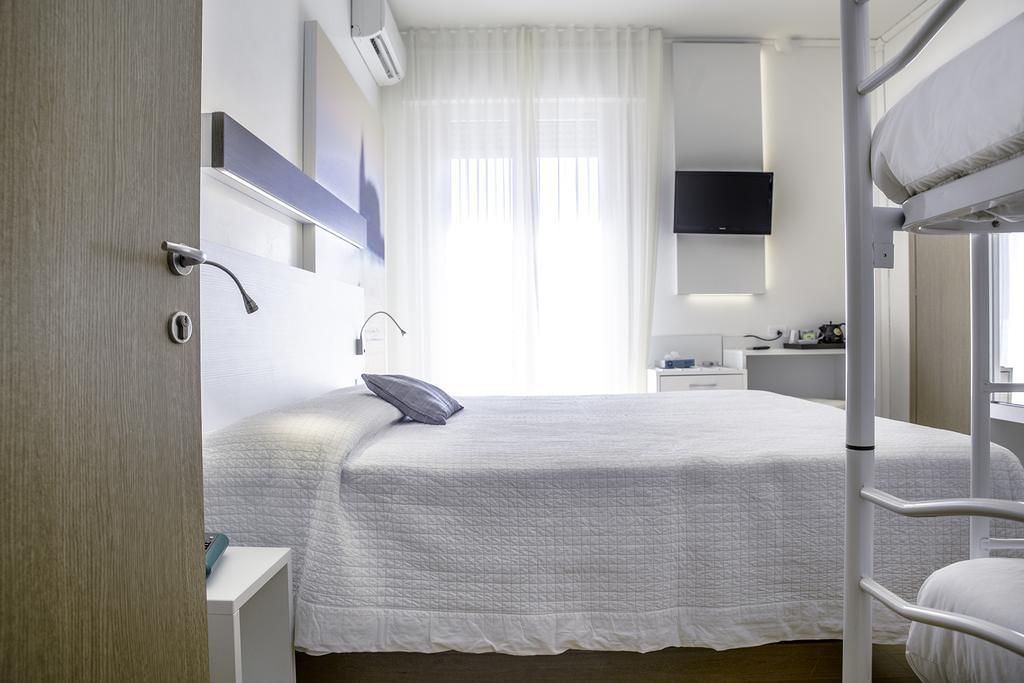 Hotel Antoniana Caorle Dış mekan fotoğraf