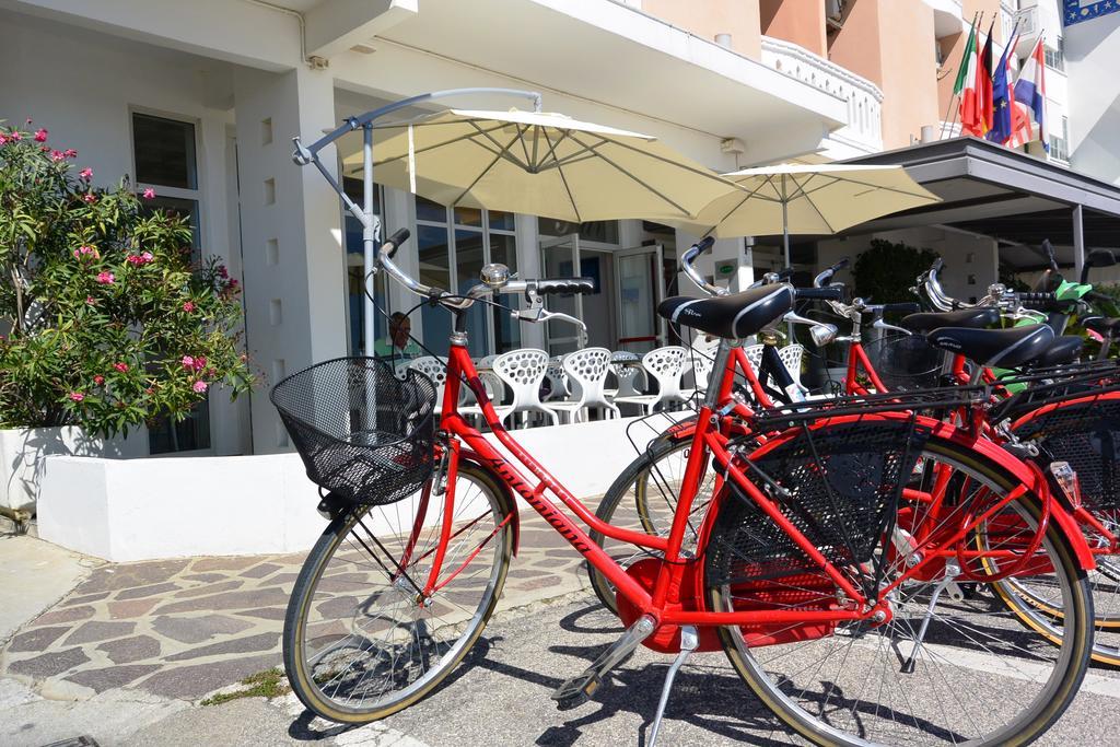 Hotel Antoniana Caorle Dış mekan fotoğraf