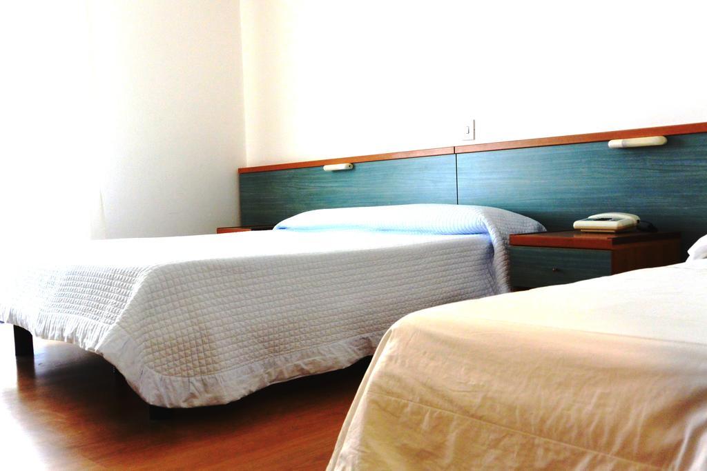 Hotel Antoniana Caorle Oda fotoğraf